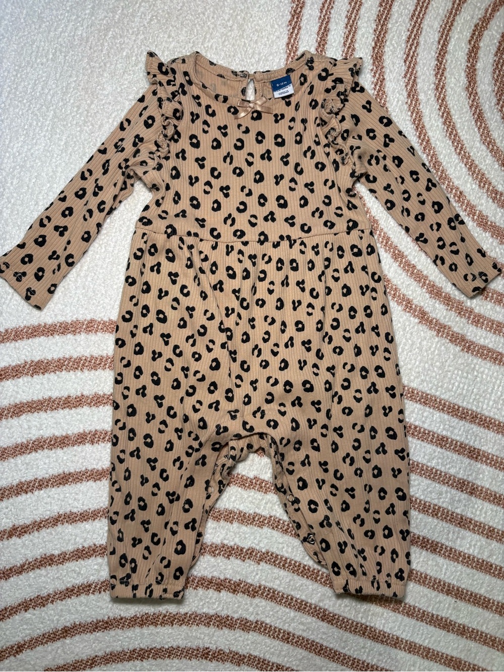 Old Navy Tan Leopard Print Ribbed Long-Sleeve Romper